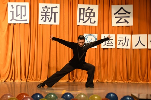 d62f40e0a760429f92b1a872f76a0580.jpg 12 舞蹈.JPG